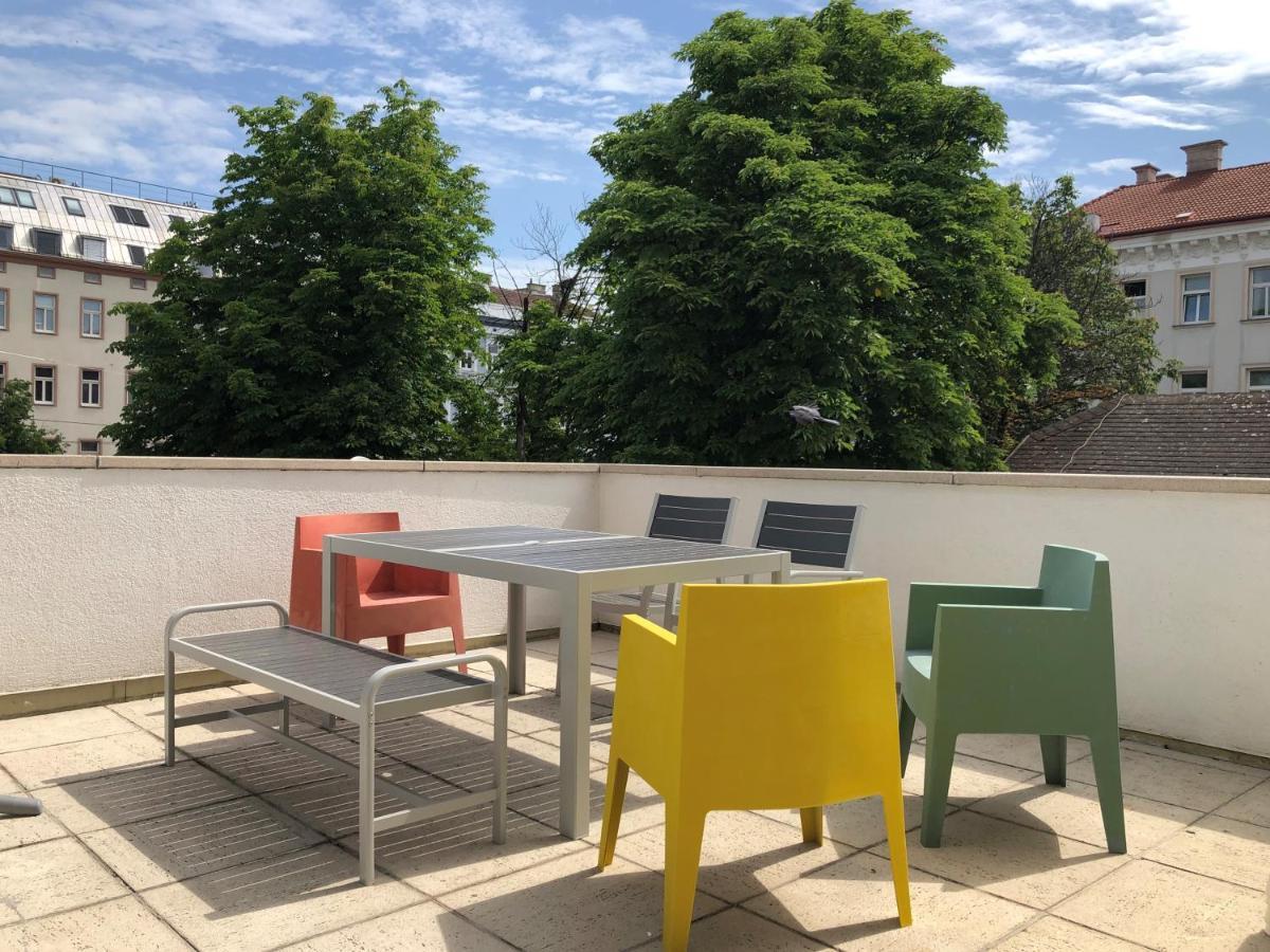 StayOver - Noble, Großzügige Apartments am Hernals Viena Exterior foto