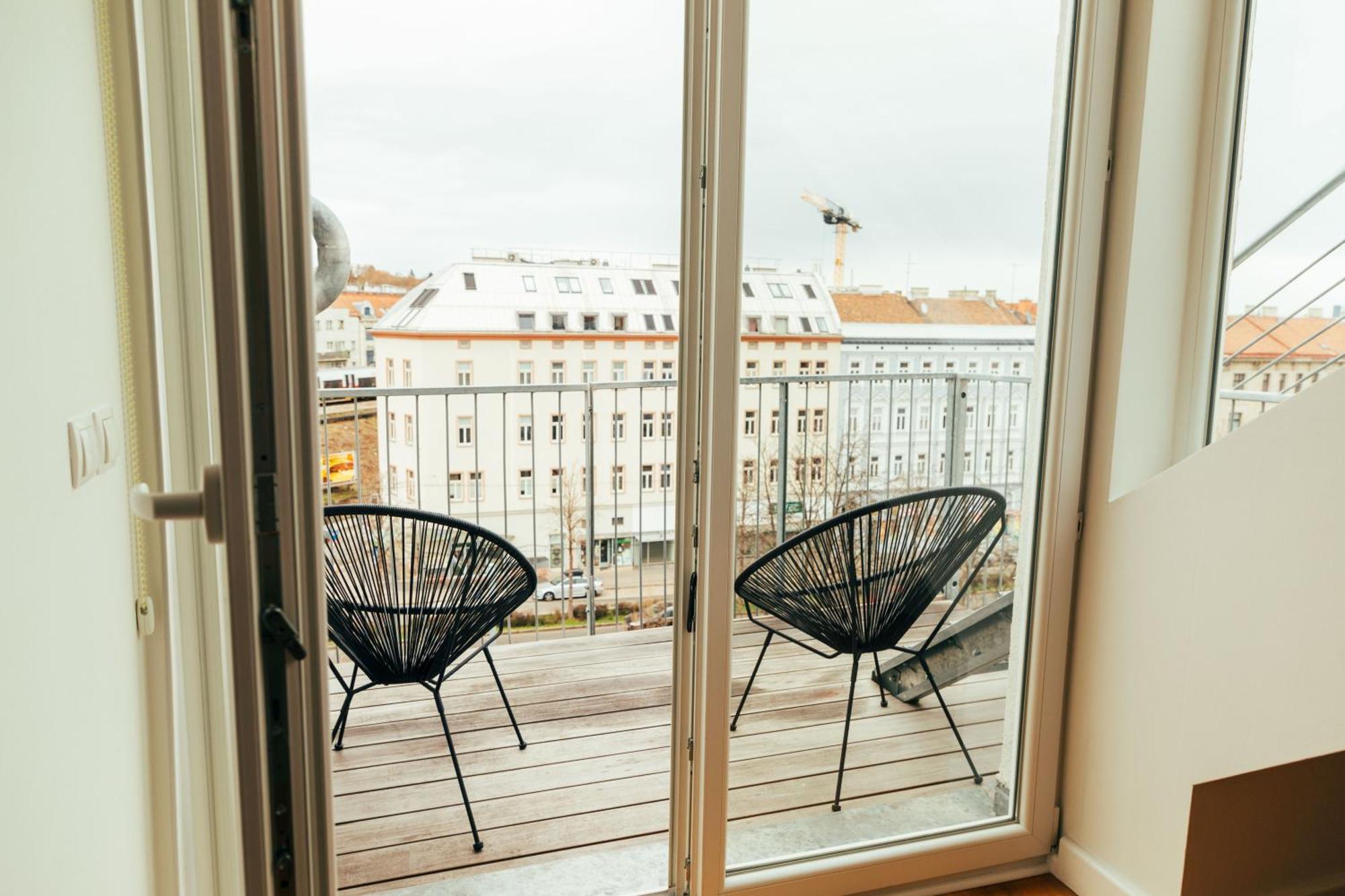 StayOver - Noble, Großzügige Apartments am Hernals Viena Exterior foto